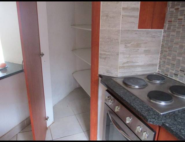 2 BEDROOM TOWNHOUSE FOR SALE IN MONTANA